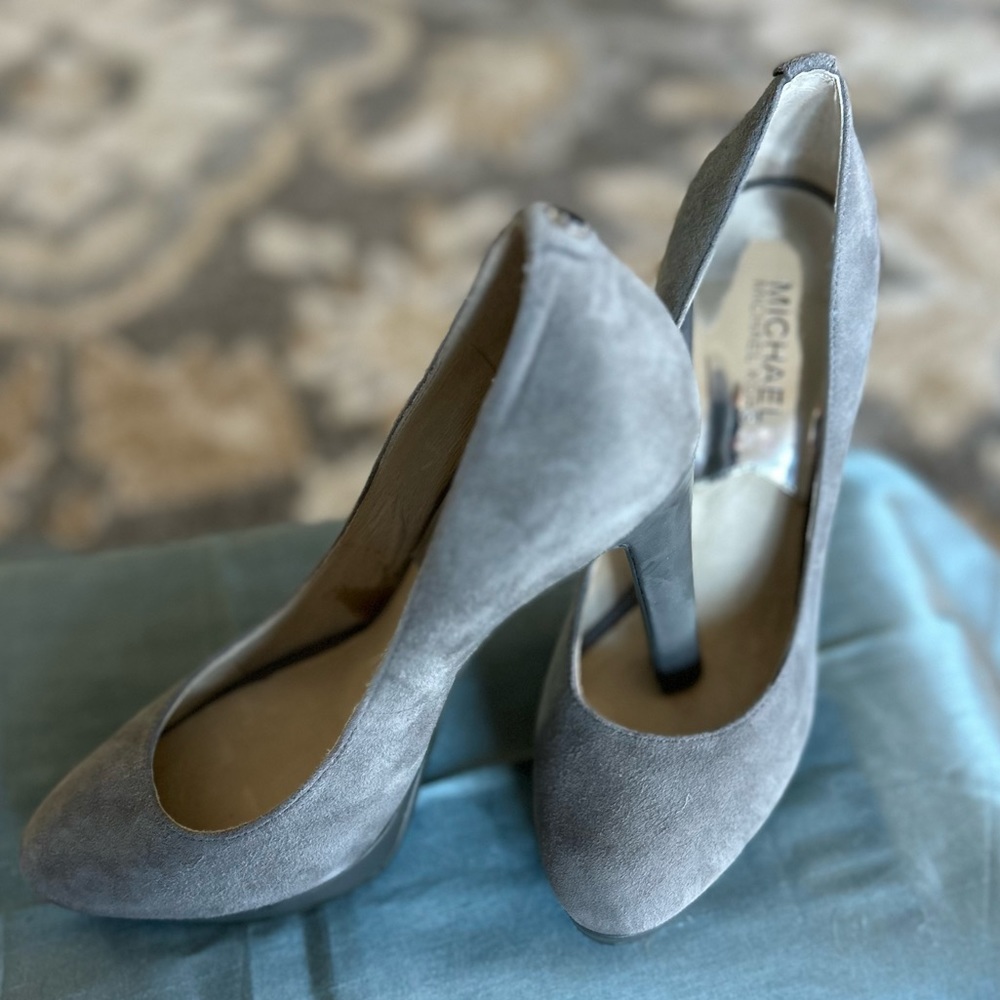 MK Gray Suede/Patent Size (7M), 4.5 inch heels.
